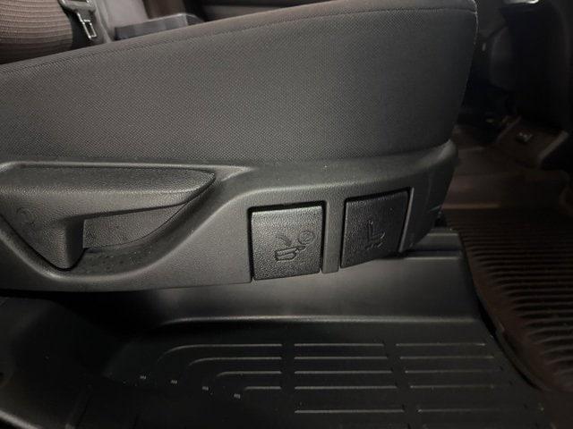 used 2022 Toyota Highlander car, priced at $34,959