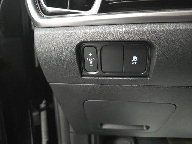 used 2024 Kia Sorento car, priced at $29,400