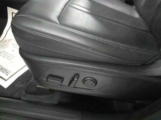 used 2024 Kia Sorento car, priced at $29,400