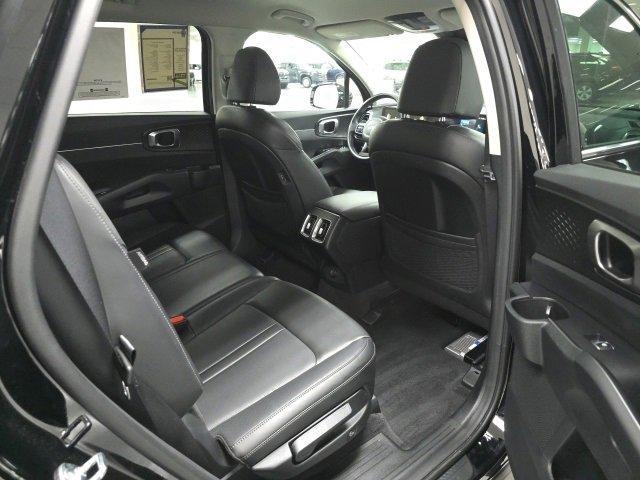 used 2024 Kia Sorento car, priced at $29,400