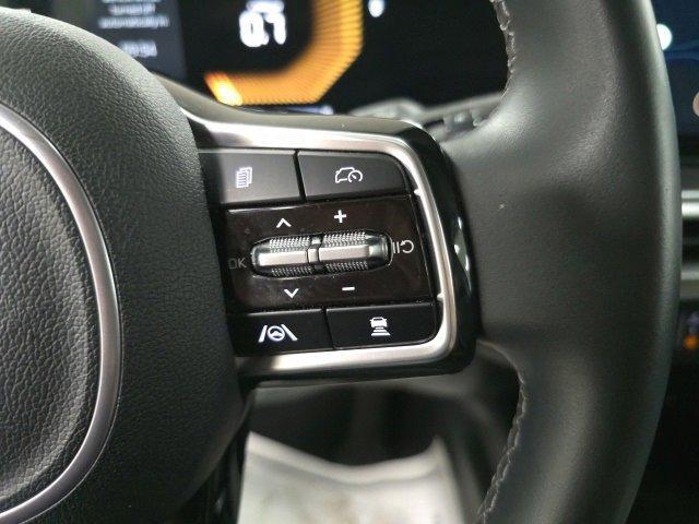 used 2024 Kia Sorento car, priced at $29,400