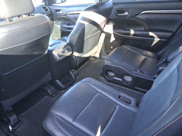 used 2016 Toyota Highlander car, priced at $19,508