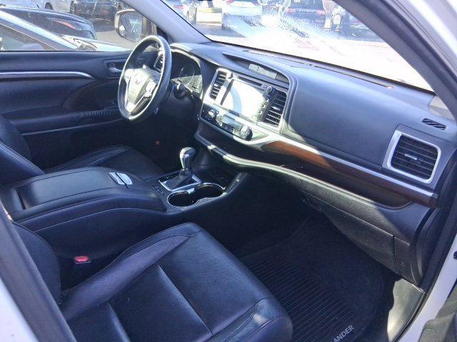 used 2016 Toyota Highlander car, priced at $19,508