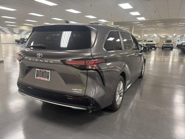 used 2021 Toyota Sienna car, priced at $33,783
