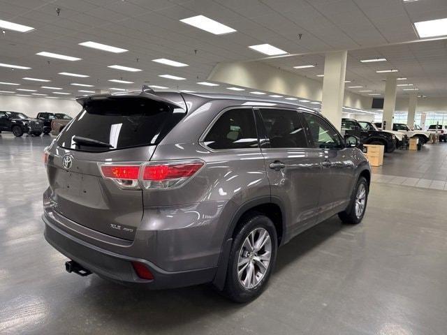 used 2015 Toyota Highlander car, priced at $17,974
