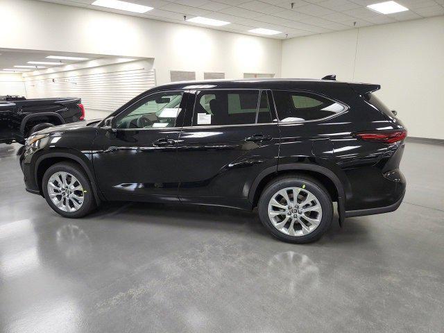 new 2026 Toyota Highlander car, priced at $53,273