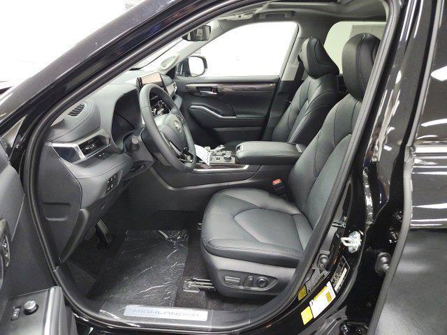 new 2026 Toyota Highlander car, priced at $53,273