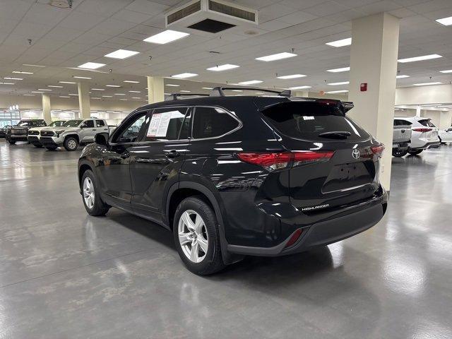 used 2022 Toyota Highlander car, priced at $33,260