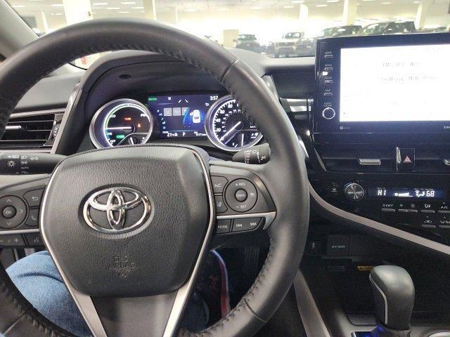 used 2022 Toyota Camry Hybrid car, priced at $31,393