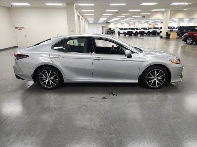 used 2022 Toyota Camry Hybrid car, priced at $31,393