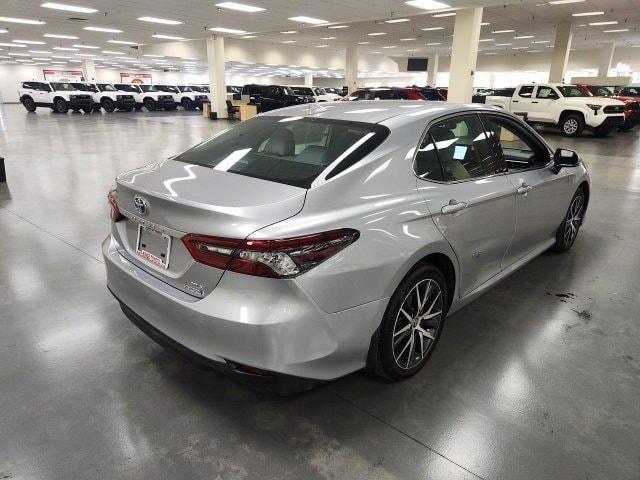 used 2022 Toyota Camry Hybrid car, priced at $31,393