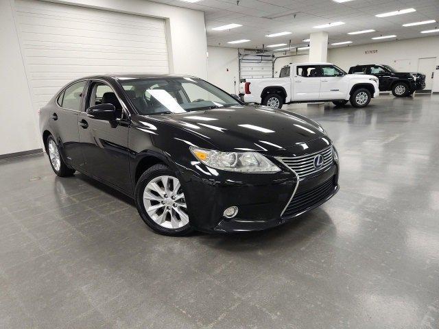 used 2014 Lexus ES 300h car, priced at $11,953