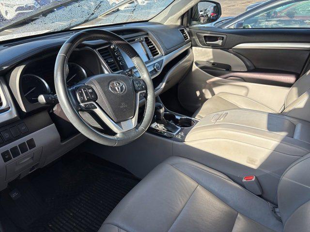 used 2017 Toyota Highlander car, priced at $22,069