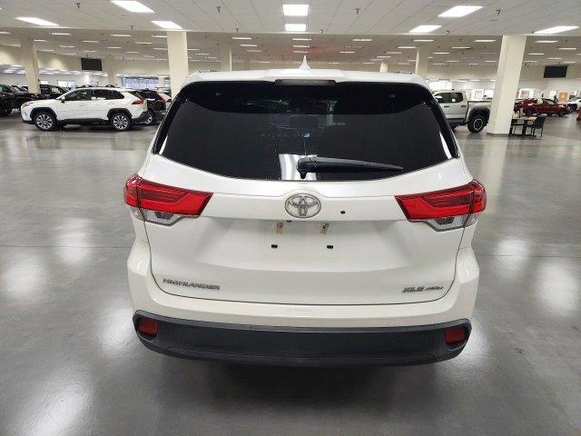 used 2018 Toyota Highlander car, priced at $24,500