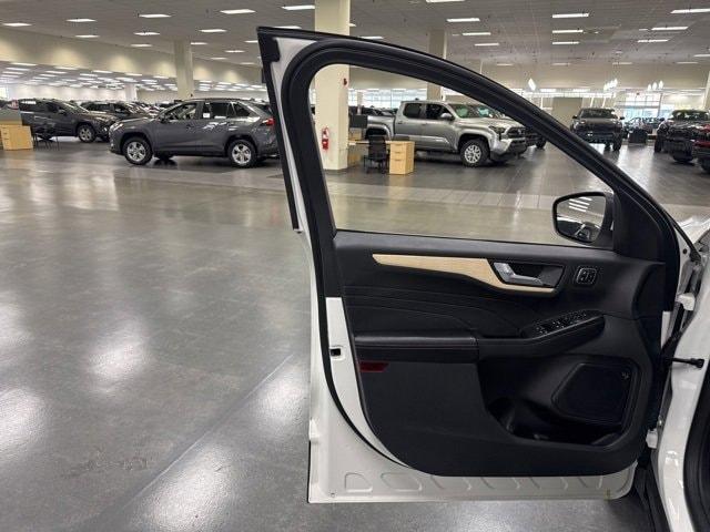 used 2022 Ford Escape car, priced at $23,280