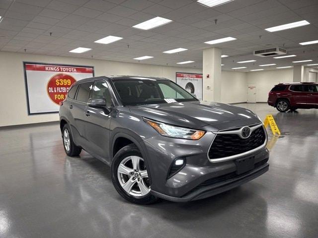 used 2020 Toyota Highlander car, priced at $23,520