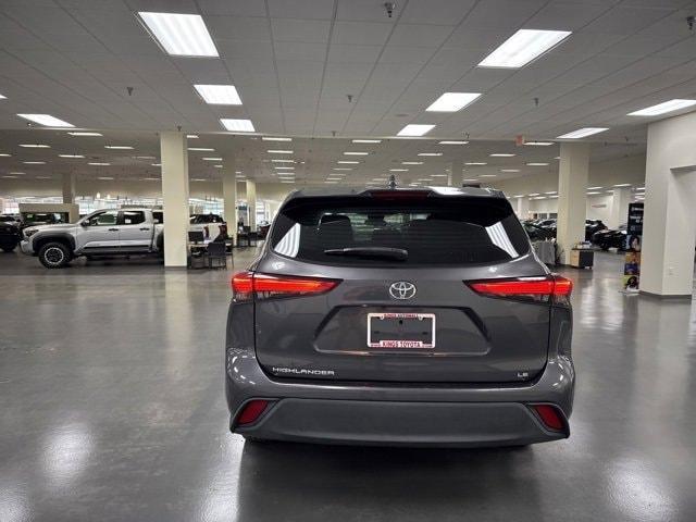 used 2020 Toyota Highlander car, priced at $23,520