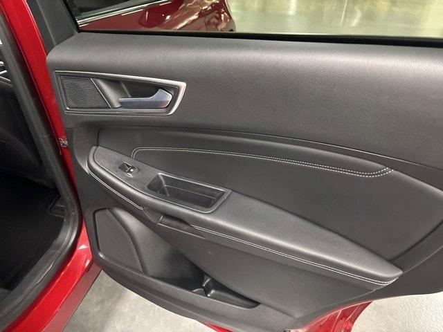 used 2024 Ford Edge car, priced at $28,697