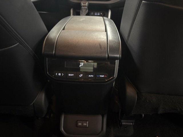 used 2023 Toyota Highlander car, priced at $42,998
