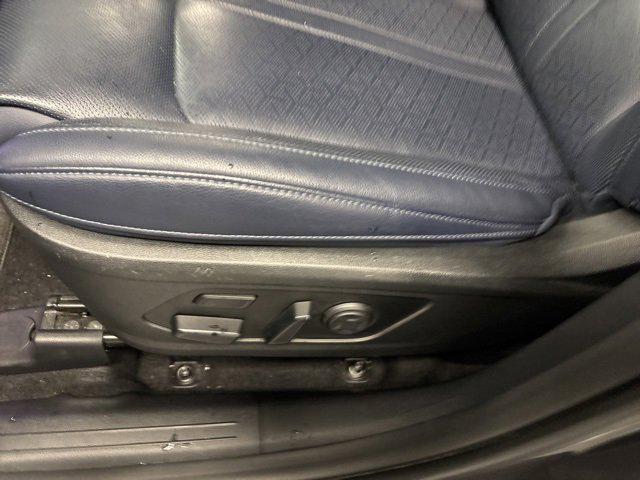 used 2023 Kia Sorento Plug-In Hybrid car, priced at $34,602