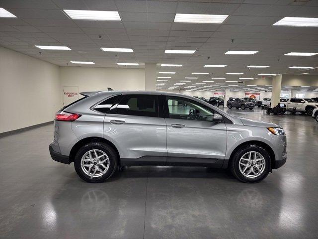 used 2024 Ford Edge car, priced at $29,910