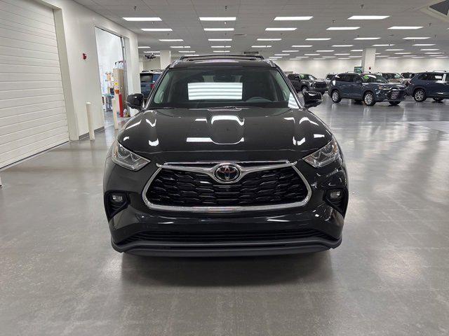 new 2026 Toyota Highlander car, priced at $53,473