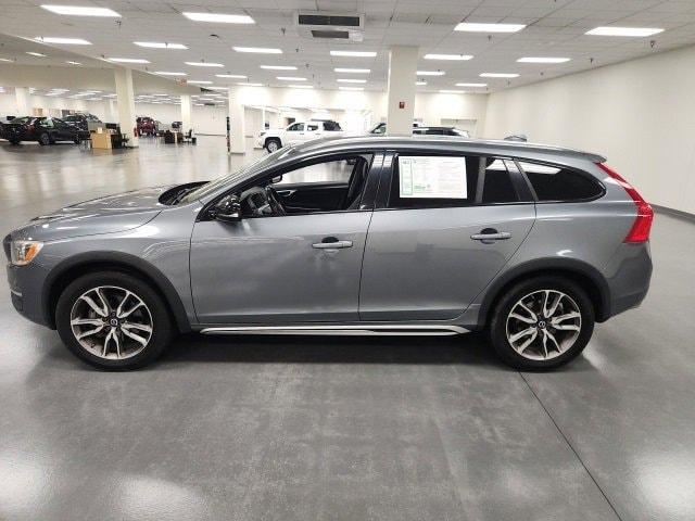 used 2018 Volvo V60 Cross Country car, priced at $14,609