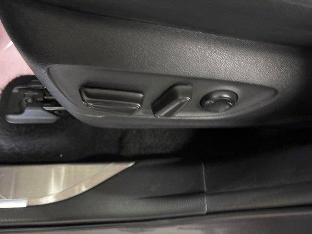 used 2021 Toyota Highlander car, priced at $33,974