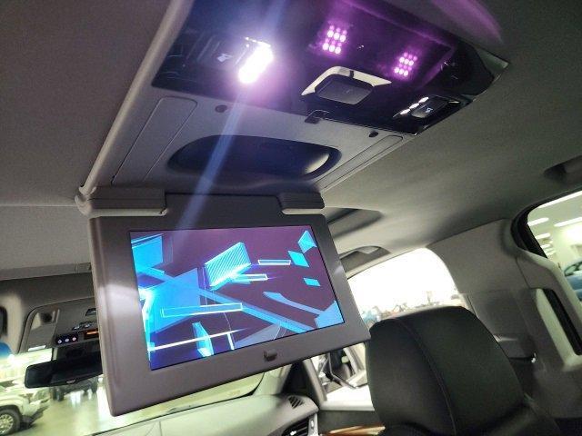 used 2019 Cadillac Escalade ESV car, priced at $33,400