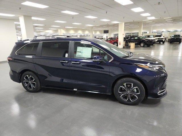 new 2025 Toyota Sienna car