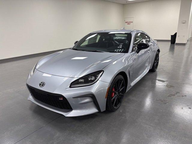 new 2025 Toyota GR86 car, priced at $38,298