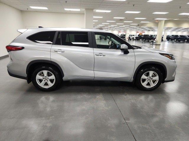 used 2023 Toyota Highlander car, priced at $35,237