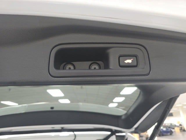 used 2022 Honda Pilot car, priced at $30,179