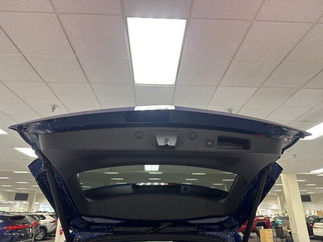used 2022 Chevrolet Equinox car, priced at $25,459