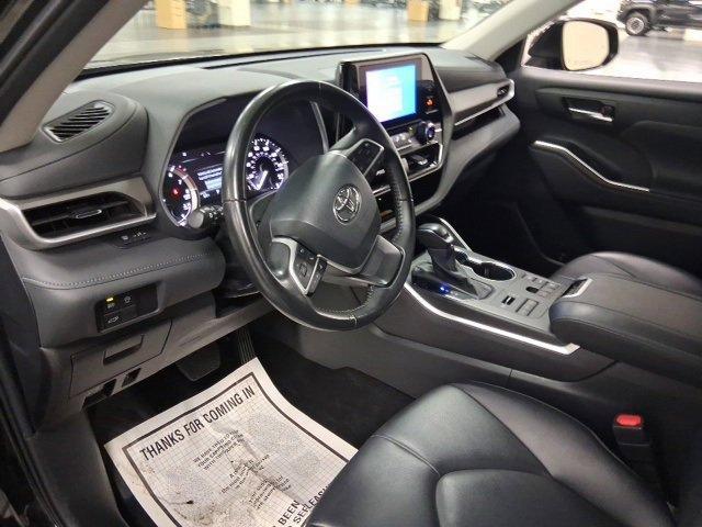 used 2024 Toyota Highlander car, priced at $40,600