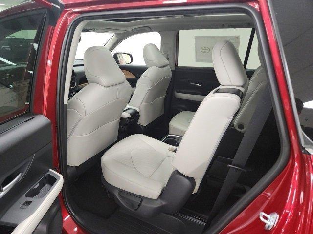 new 2025 Toyota Grand Highlander car, priced at $61,016