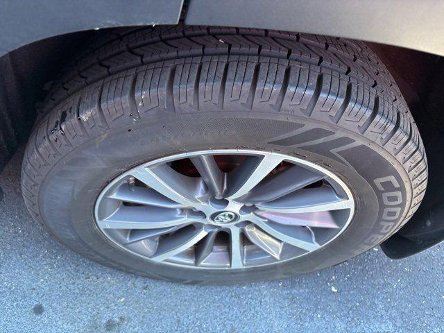 used 2017 Toyota Highlander car, priced at $22,600