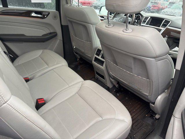 used 2014 Mercedes-Benz M-Class car, priced at $11,000