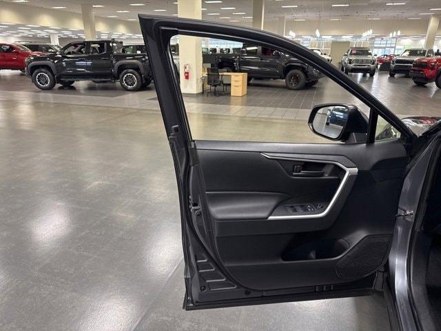 used 2020 Toyota RAV4 Hybrid car, priced at $26,182
