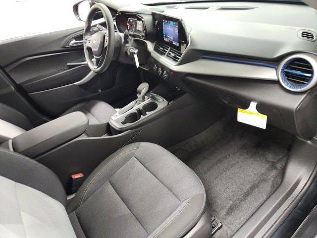 used 2025 Chevrolet Trax car, priced at $22,377