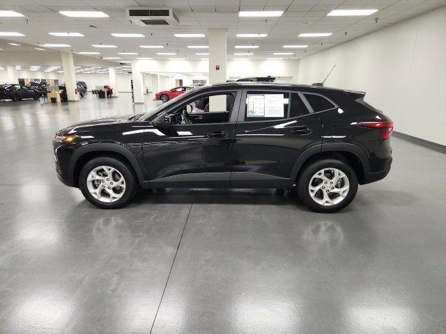used 2025 Chevrolet Trax car, priced at $22,377