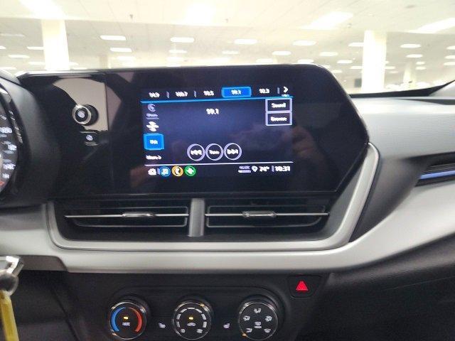 used 2025 Chevrolet Trax car, priced at $22,377