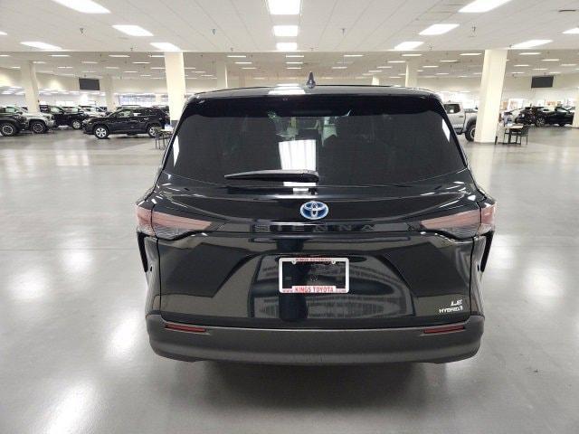 used 2024 Toyota Sienna car, priced at $39,852