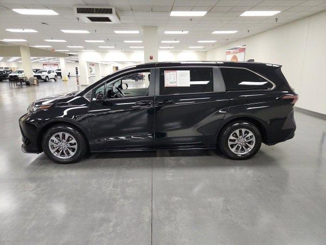 used 2024 Toyota Sienna car, priced at $39,852