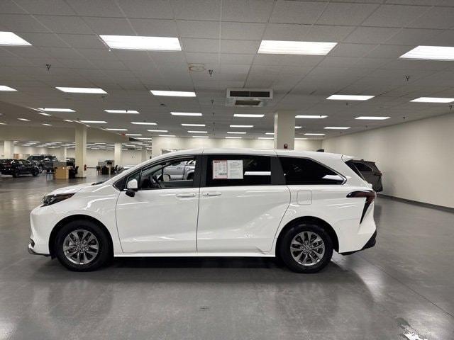 used 2025 Toyota Sienna car, priced at $43,387