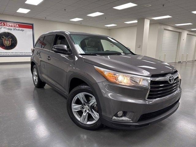 used 2015 Toyota Highlander car, priced at $18,974