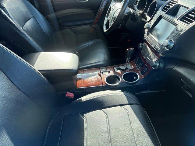 used 2012 Toyota Highlander car, priced at $10,500