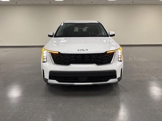 used 2025 Kia Sorento car, priced at $30,843