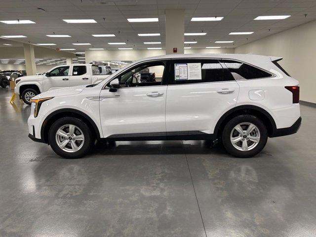 used 2025 Kia Sorento car, priced at $30,843