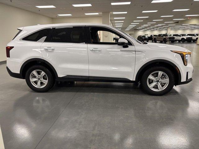 used 2025 Kia Sorento car, priced at $30,843